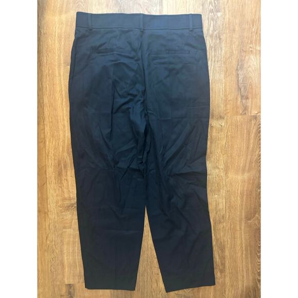 NWOT Everlane The Draper Tapered Pant in Buttersmooth In Navy Size 14 - Picture 5 of 9